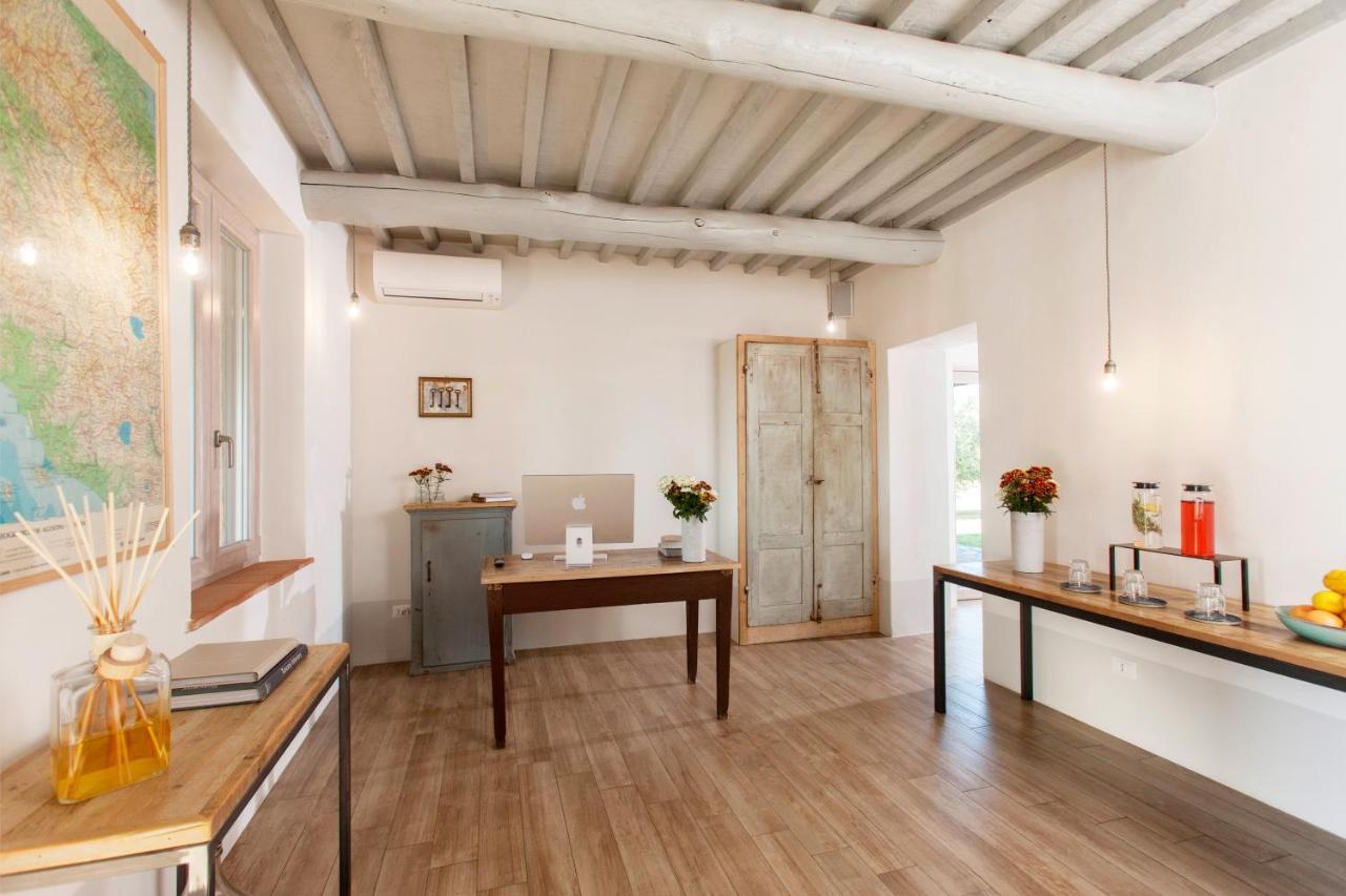 マリアーノ・イン・トスカーナ Casale Sterpeti Bed & Breakfast エクステリア 写真