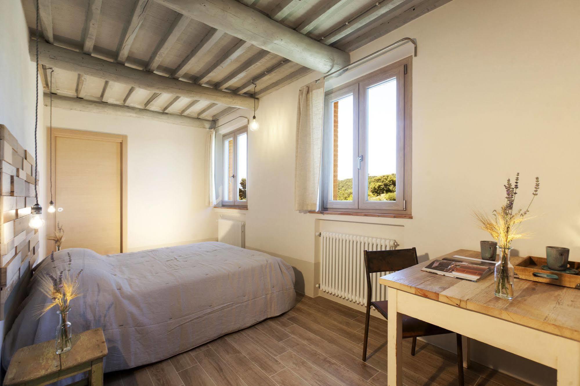 マリアーノ・イン・トスカーナ Casale Sterpeti Bed & Breakfast エクステリア 写真