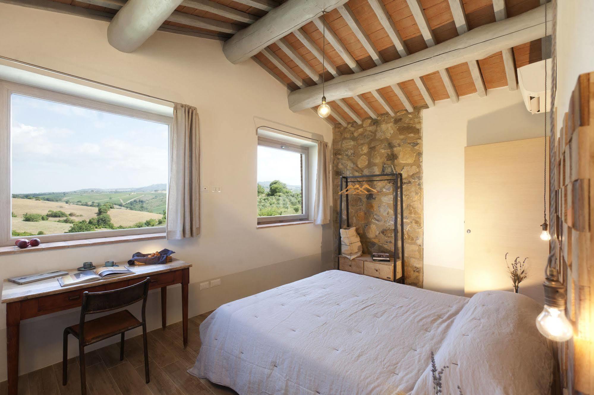 マリアーノ・イン・トスカーナ Casale Sterpeti Bed & Breakfast エクステリア 写真