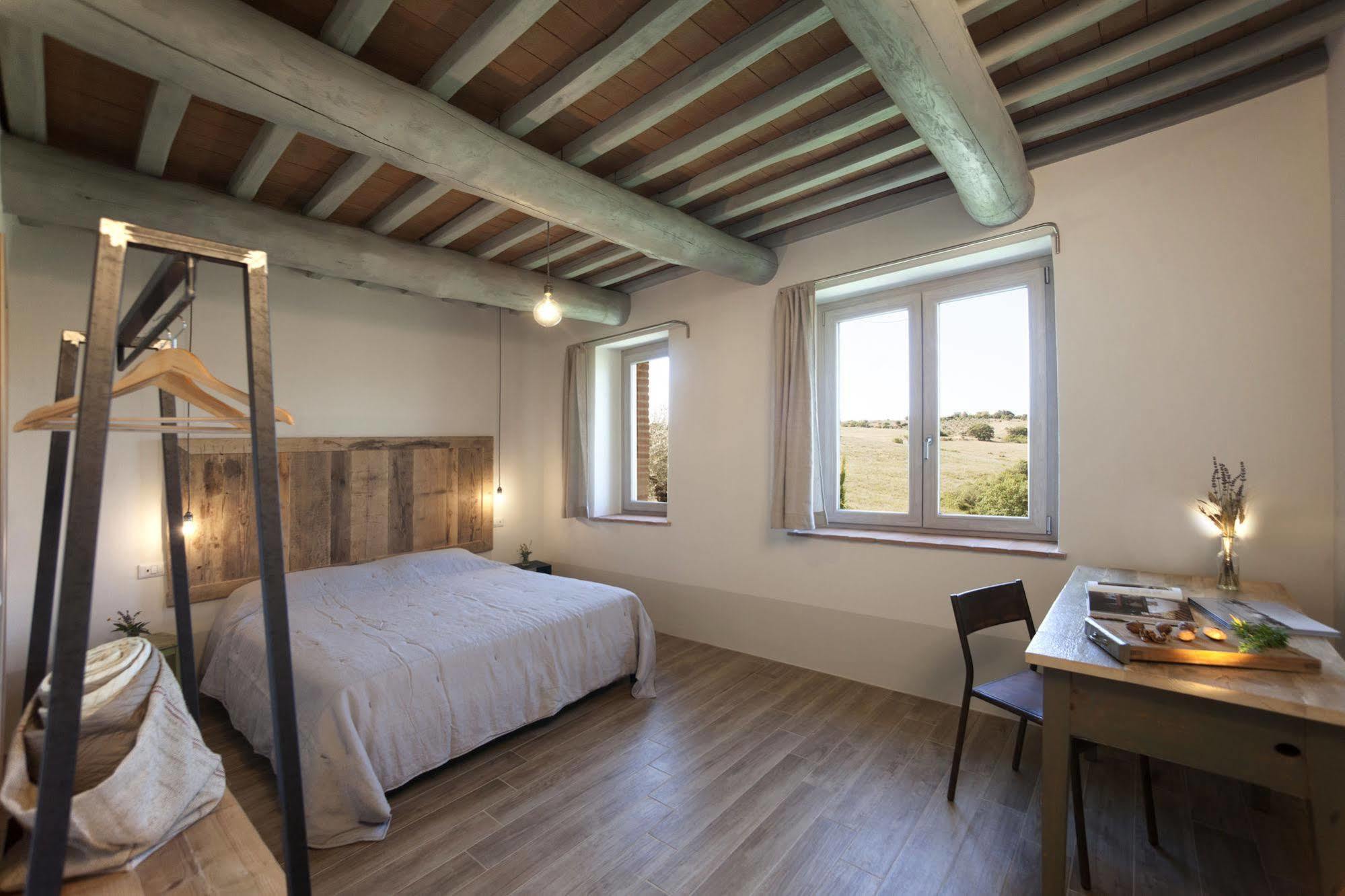 マリアーノ・イン・トスカーナ Casale Sterpeti Bed & Breakfast エクステリア 写真